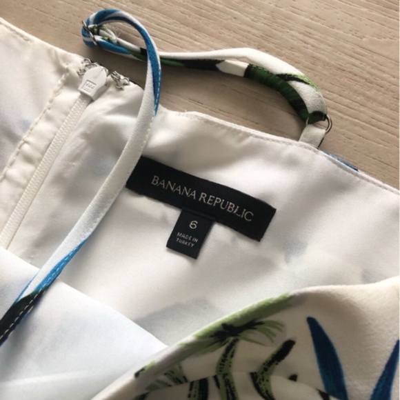 Banana Republic Blue and Green Floral Jumpsuit - Picture 7 of 9